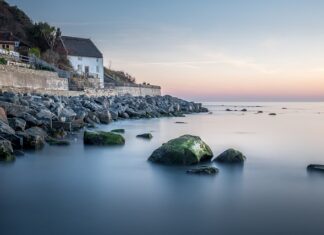 Ile prądu pobiera telewizor w stanie czuwania? Ile prądu pobiera telewizor w stanie czuwania?